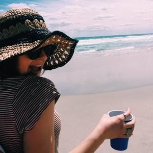 Meet your Posher, Liz